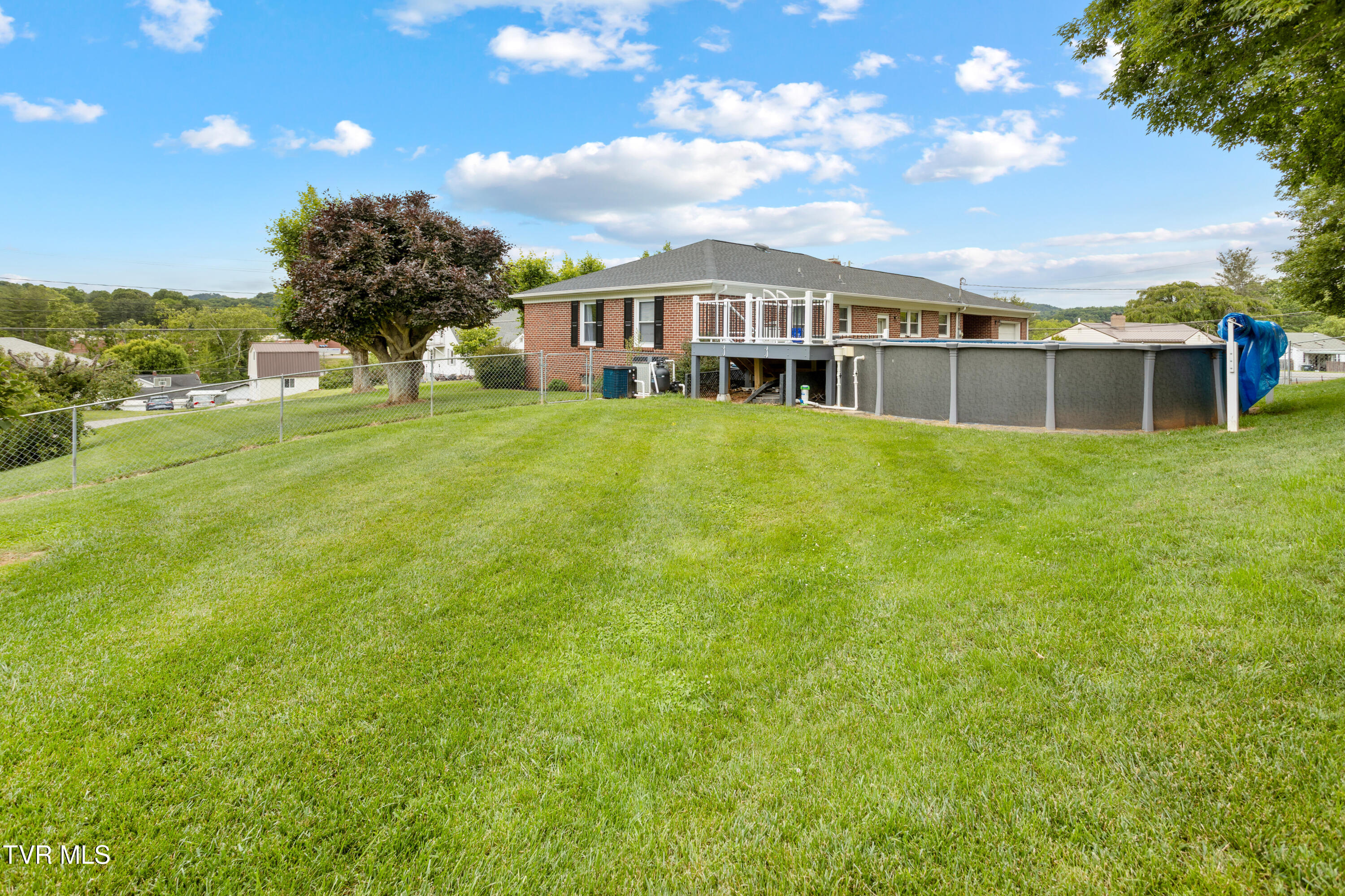 285 Cherokee Road Bristol, VA 24201 - Photo 16 of 37 177A9186