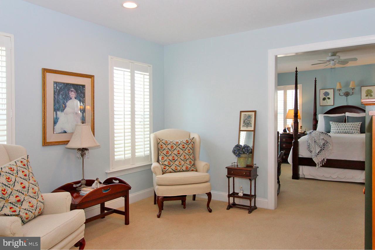 117 West 5th Street Media, PA 19063 - Photo 25 of 54 a living room with furniture and a window