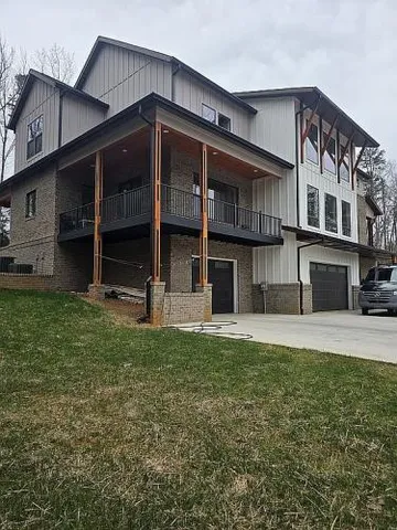 $1,550,000 | 8223 Max Meadows Drive, Charlotte, NC 28227