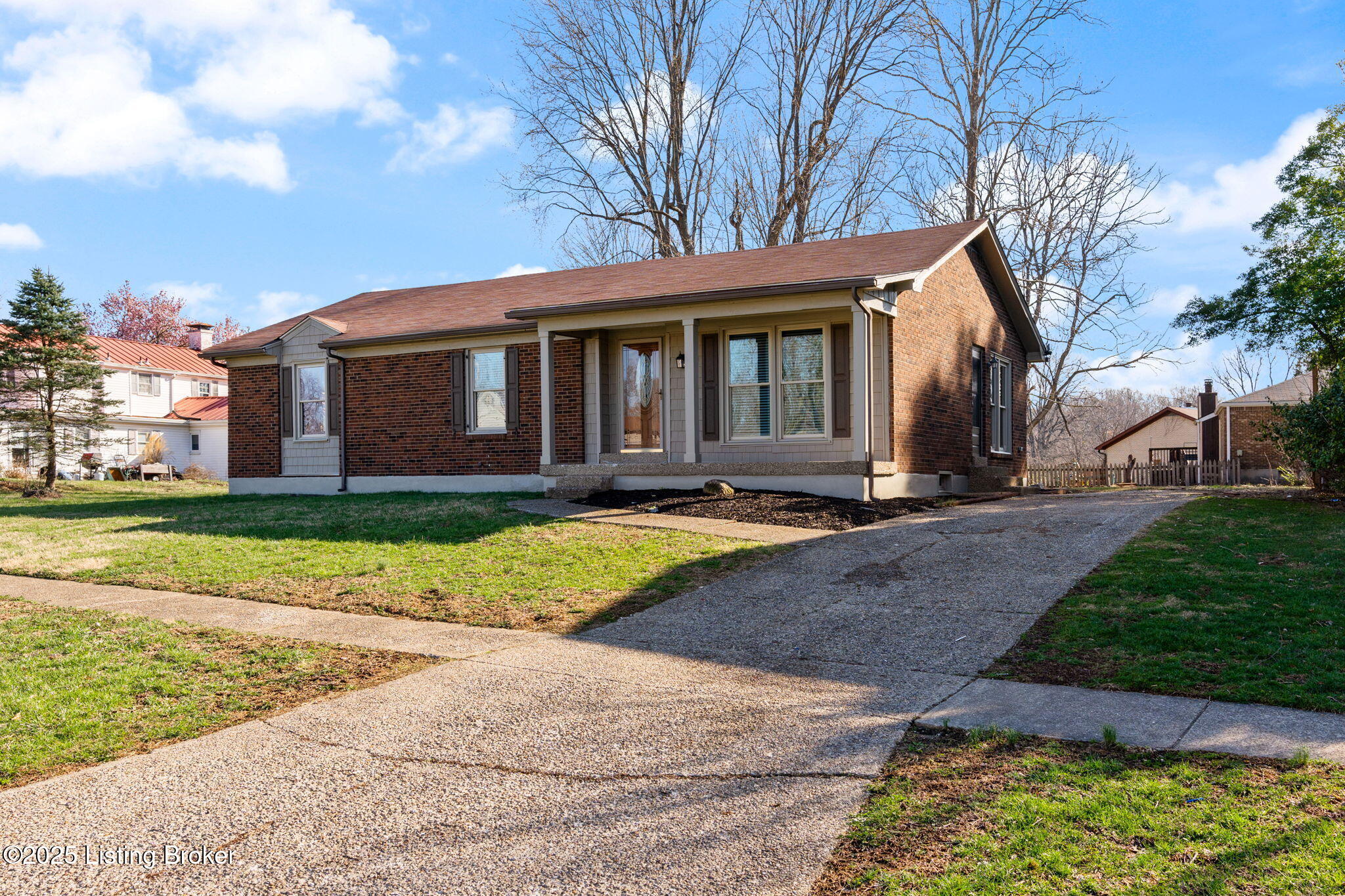 5803 Stone Bluff Road Louisville, KY 40291 - Photo 4 of 50 5803 Stone Bluff Rd-3