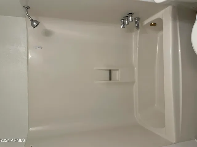 $1,695 | 8333 West Roma Avenue, Phoenix, AZ 85037