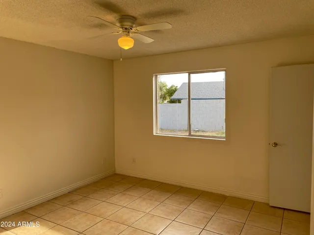 $1,695 | 8333 West Roma Avenue, Phoenix, AZ 85037