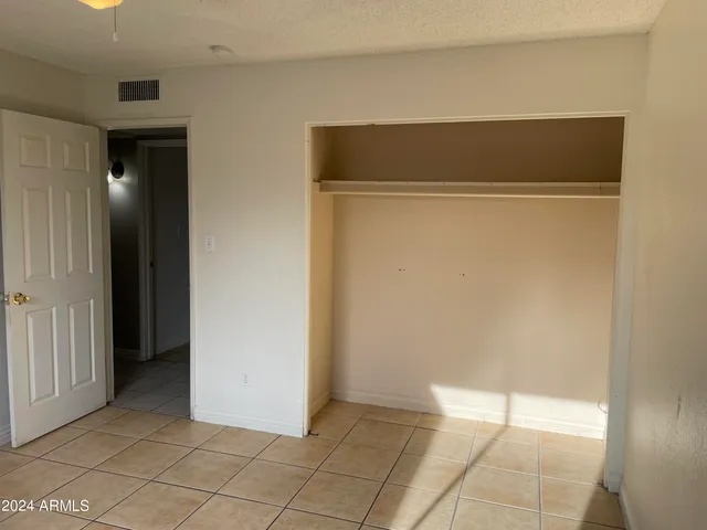 $1,695 | 8333 West Roma Avenue, Phoenix, AZ 85037
