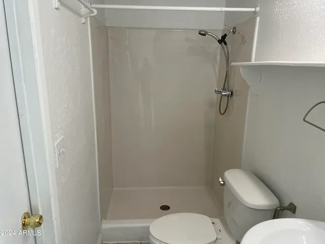 $1,695 | 8333 West Roma Avenue, Phoenix, AZ 85037