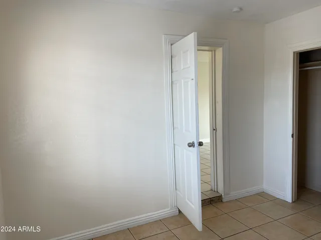 $1,695 | 8333 West Roma Avenue, Phoenix, AZ 85037