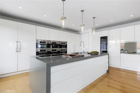 $7,495,000 | 2434 Manhattan Avenue, Hermosa Beach, CA 90254