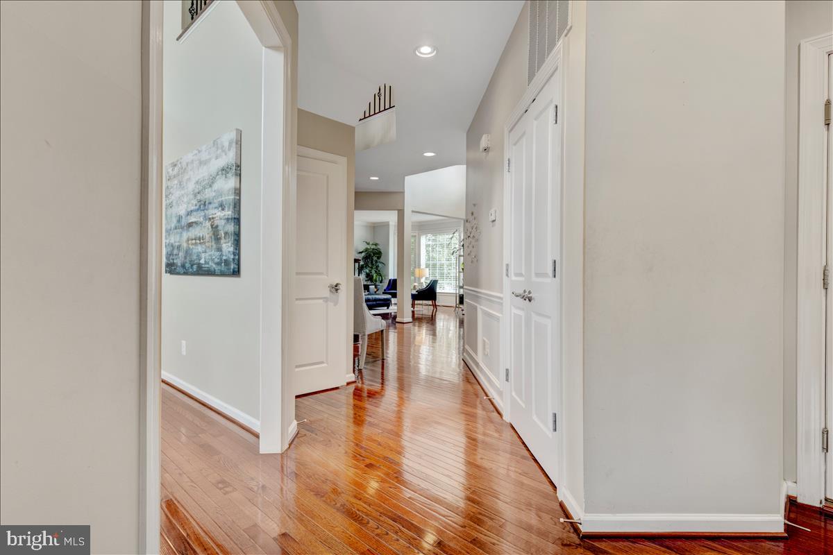 42318 Rising Moon Place Brambleton, VA 20148 - Photo 23 of 50 Gallery Image 23