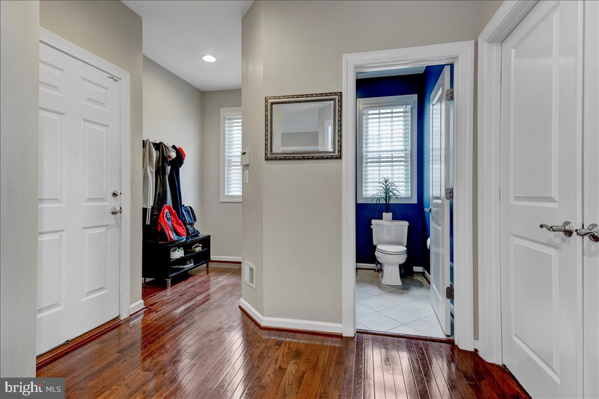 42318 Rising Moon Place Brambleton, VA 20148 - Photo 26 of 50 Gallery Image 26