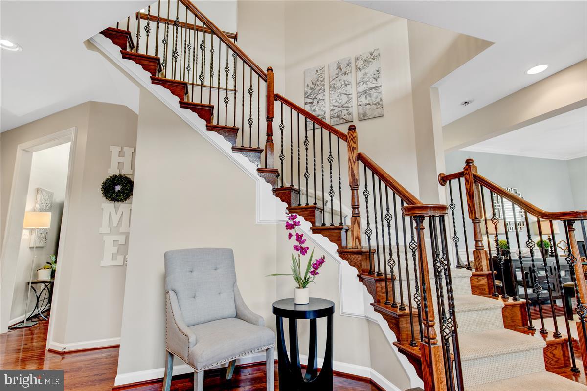 42318 Rising Moon Place Brambleton, VA 20148 - Photo 7 of 50 Gallery Image 7