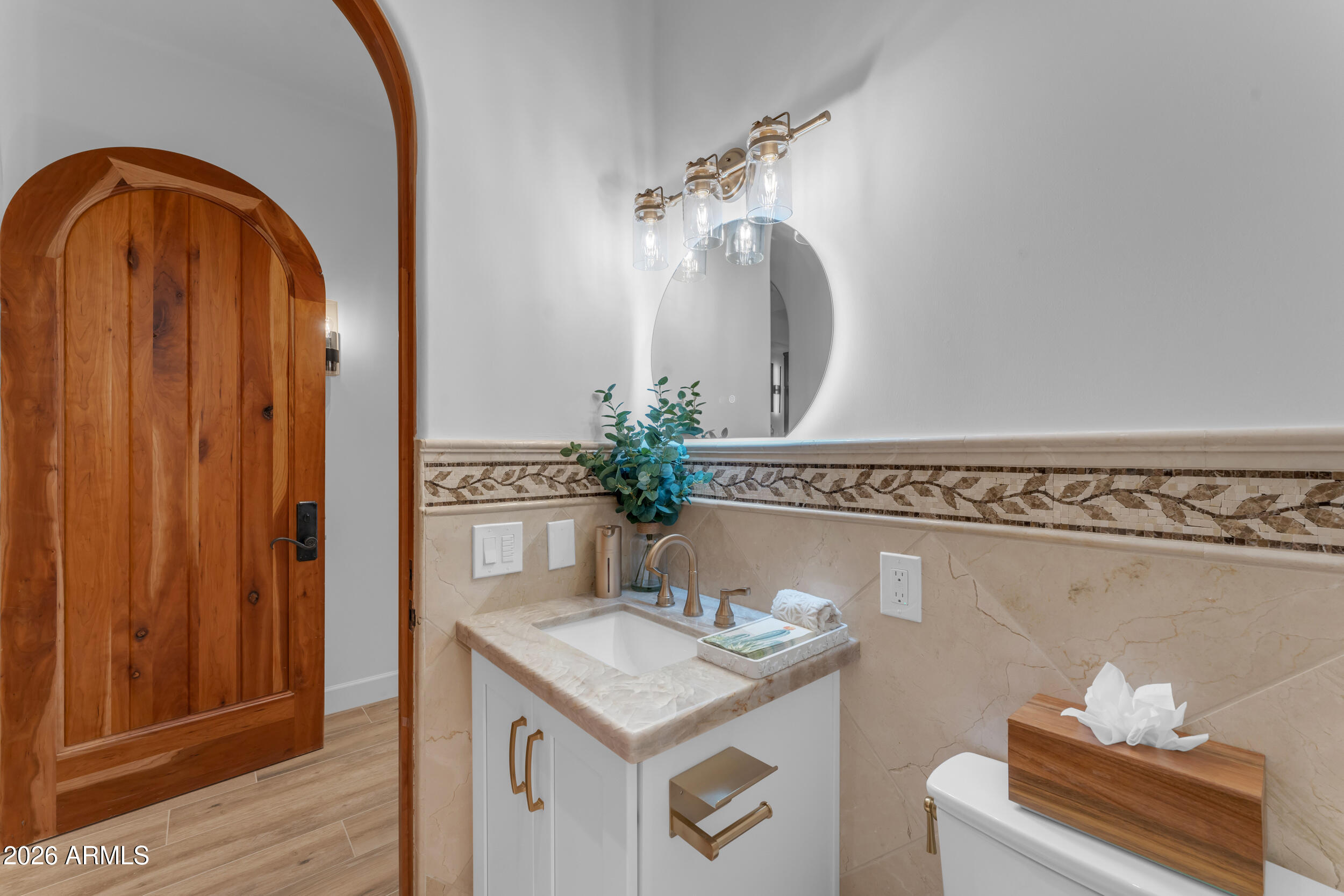 4937 East Rockridge Road Phoenix, AZ 85018 - Photo 34 of 126