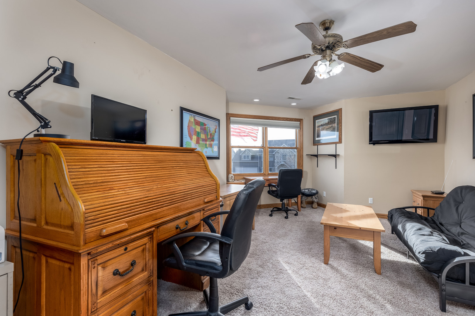 844 Kimberly Lane Ottawa, IL 61350 - Photo 15 of 36 a bedroom with furniture and windows