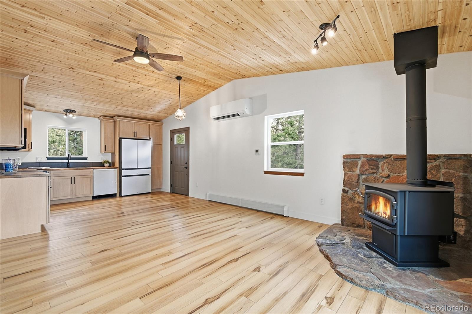 30608 Hood Road Conifer, CO 80433 - Photo 5 of 50