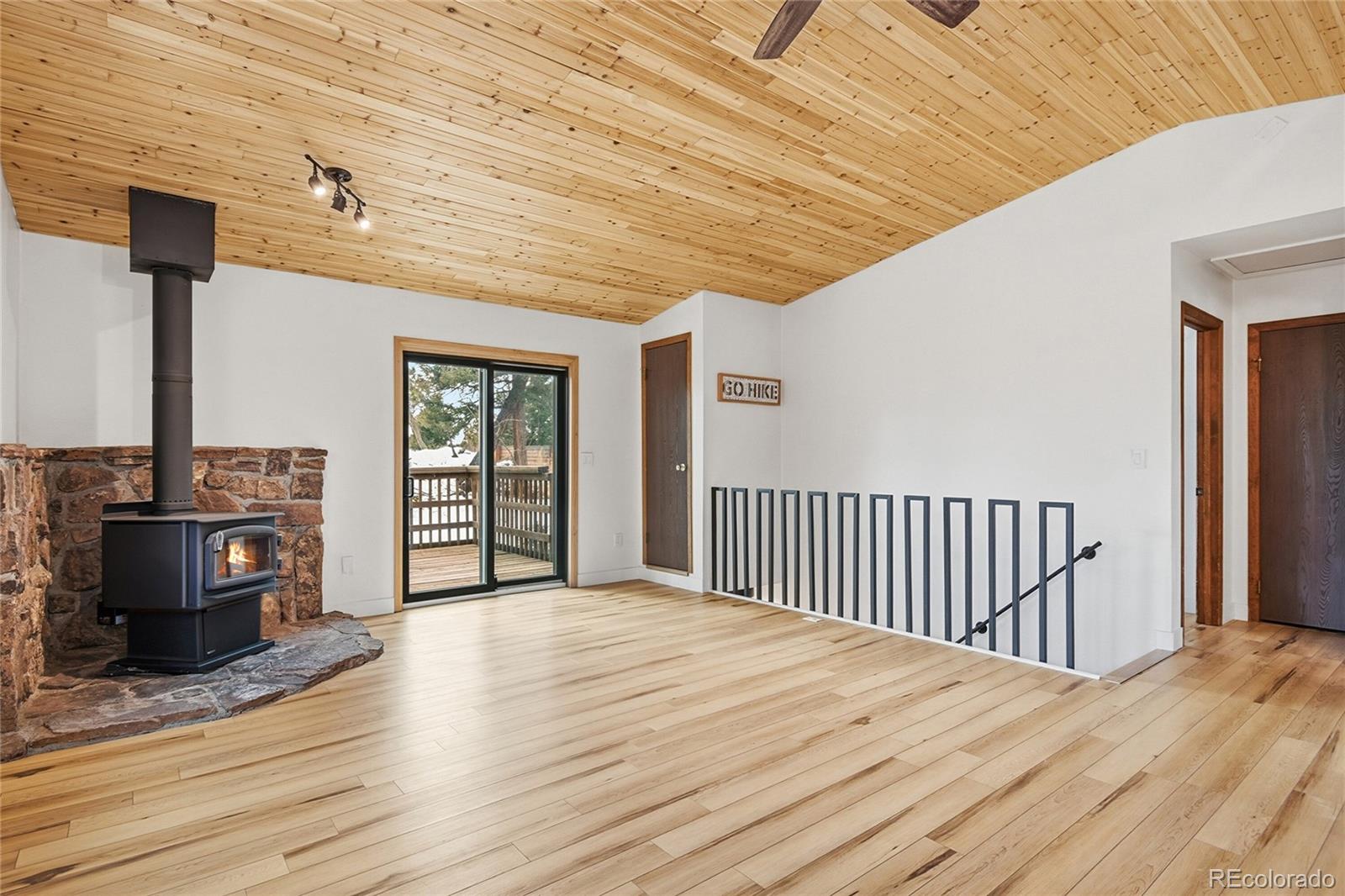 30608 Hood Road Conifer, CO 80433 - Photo 7 of 50