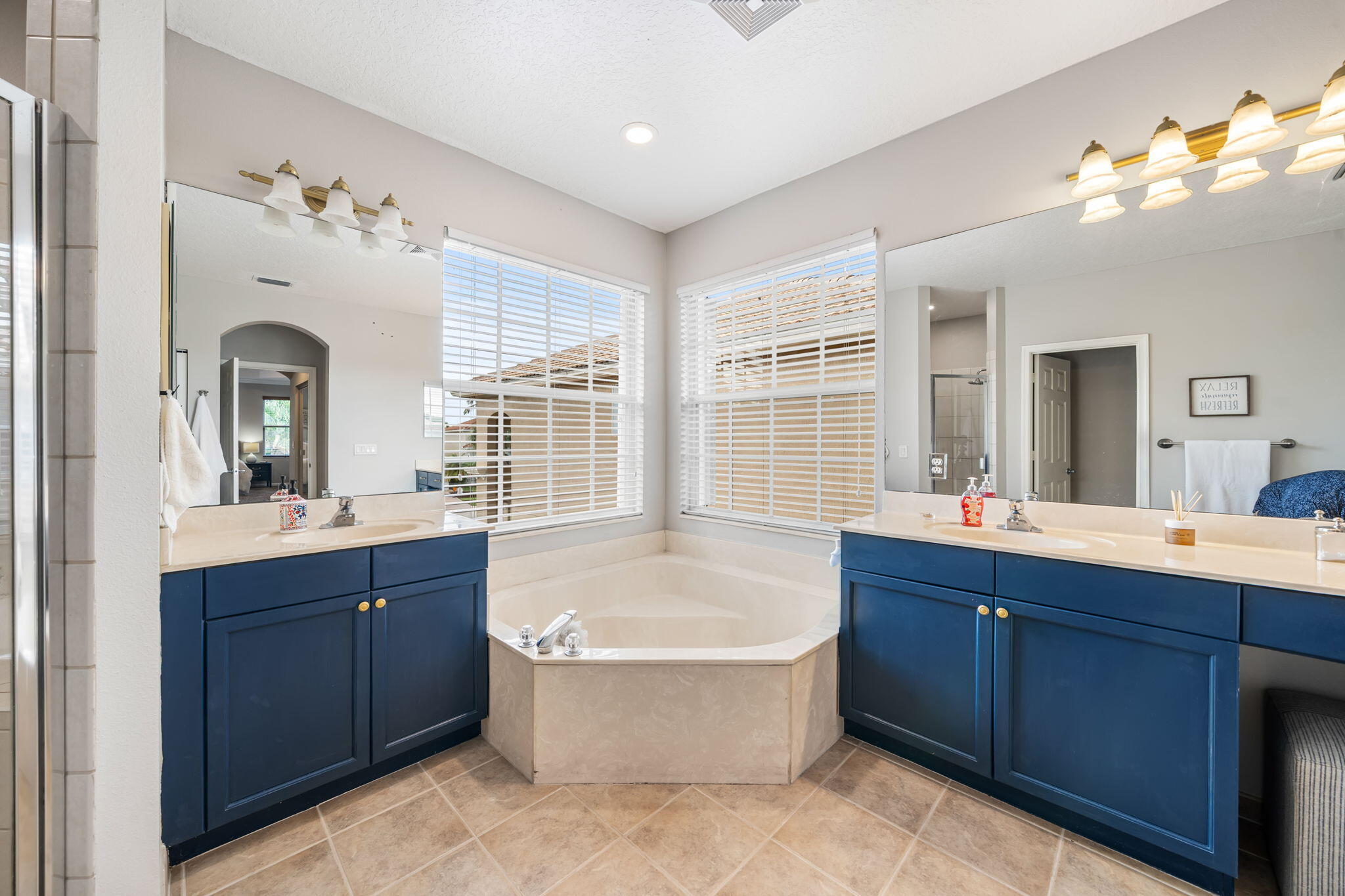 11071 Laurel Walk Road Wellington, FL 33449 - Photo 26 of 45 30-web-or-mls-DSC02393