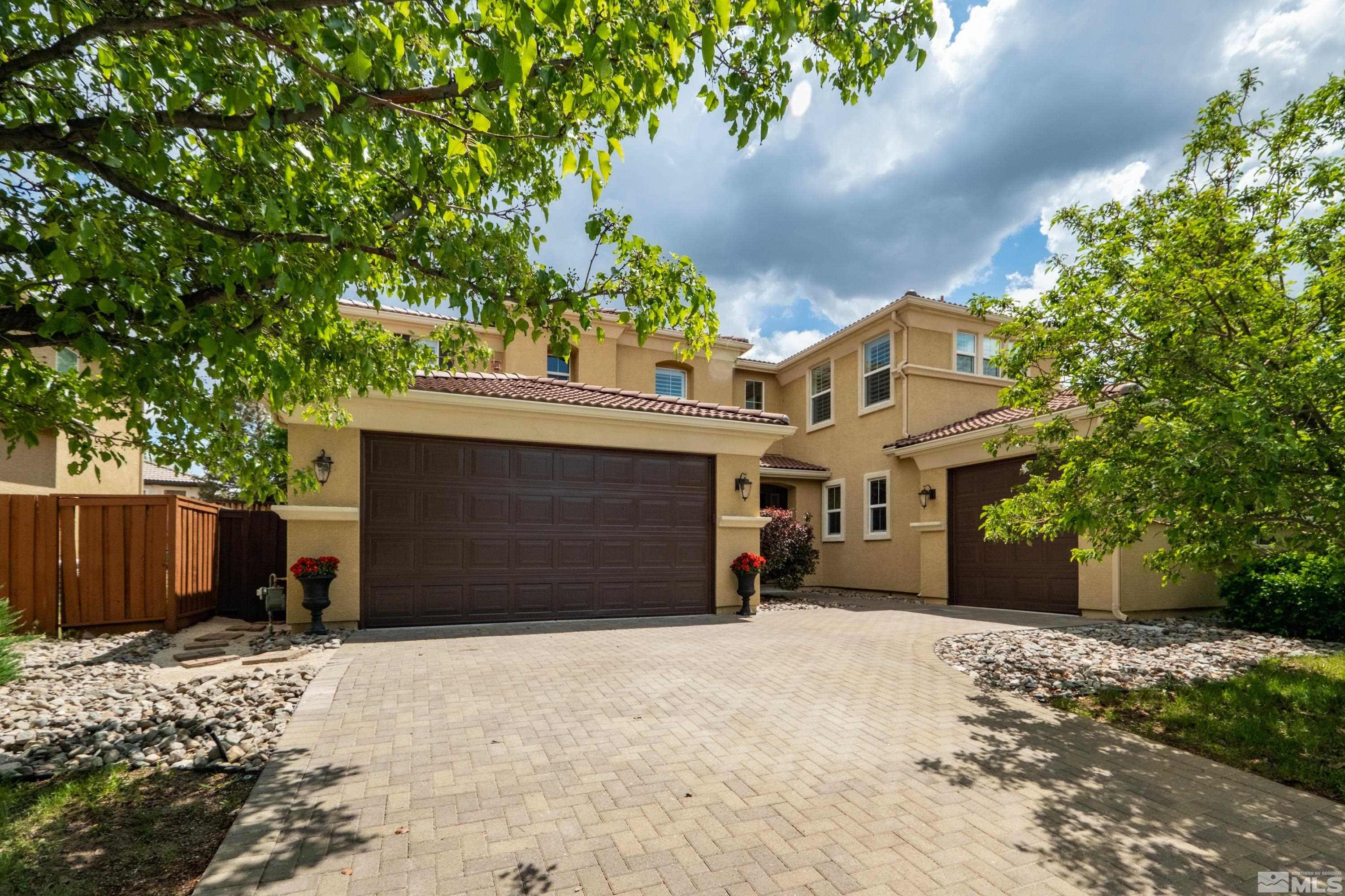 400 Luciana Drive Reno, NV 89521 - Photo 2 of 36 Photo 2