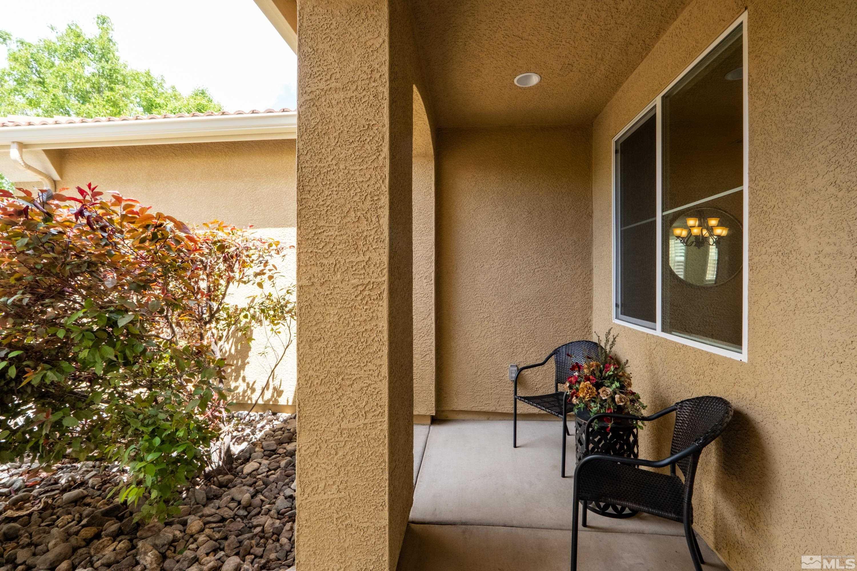 400 Luciana Drive Reno, NV 89521 - Photo 4 of 36 Photo 4