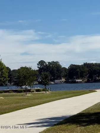 $65,900 | 42 Cordgrass Pointe Road, Bath, NC 27808