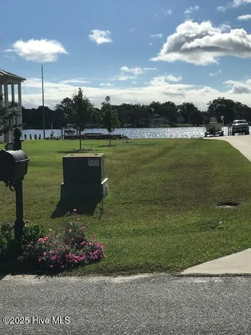 $65,900 | 42 Cordgrass Pointe Road, Bath, NC 27808