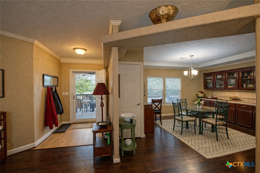 73 Rose Way North Victoria, TX 77905 - Photo 11 of 44 a view of a livingroom with furniture and wooden floor