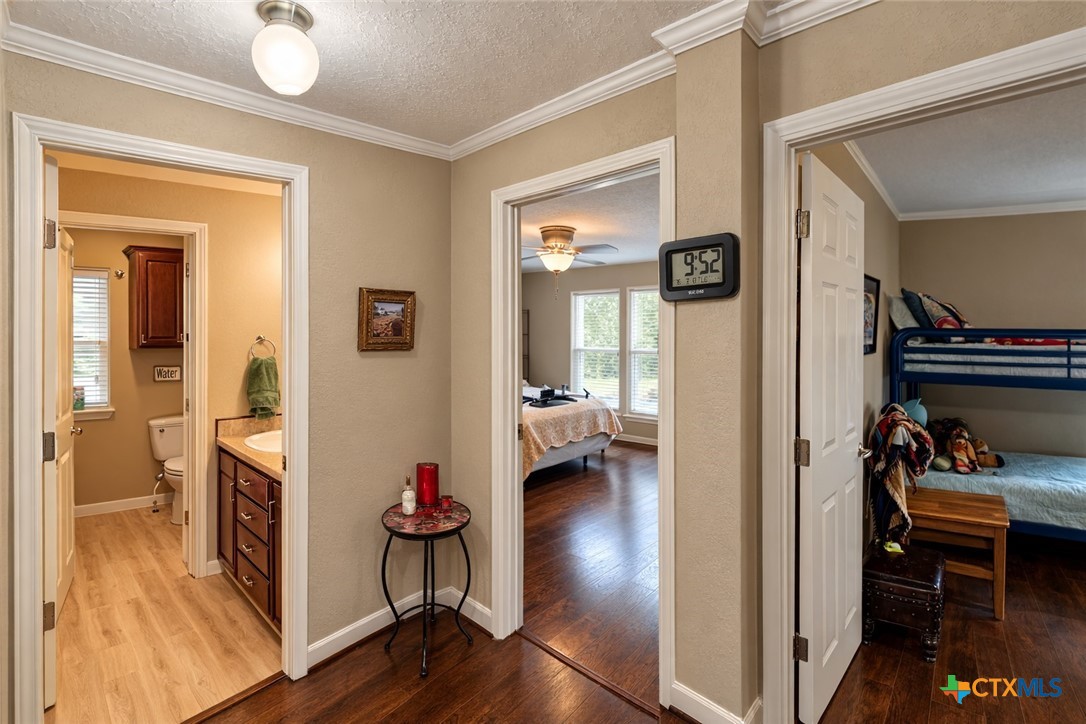 73 Rose Way North Victoria, TX 77905 - Photo 25 of 44 a view of living room and hardwood floor