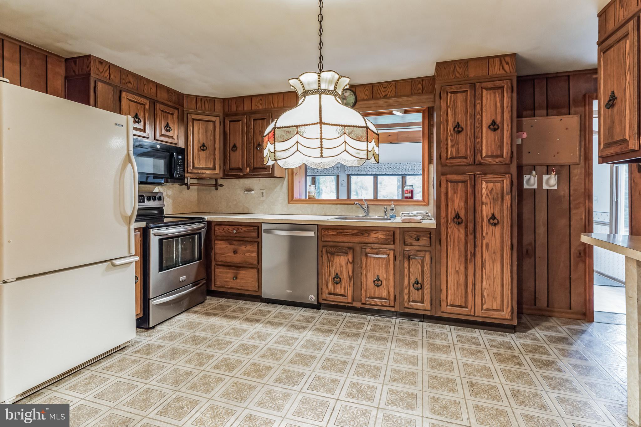 1216 Vilsmeier Road Lansdale, PA 19446 - Photo 14 of 29 Gallery Image 14