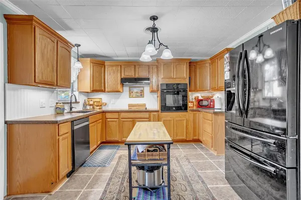 $349,900 | 709 Hurstview Drive, Hurst, TX 76053