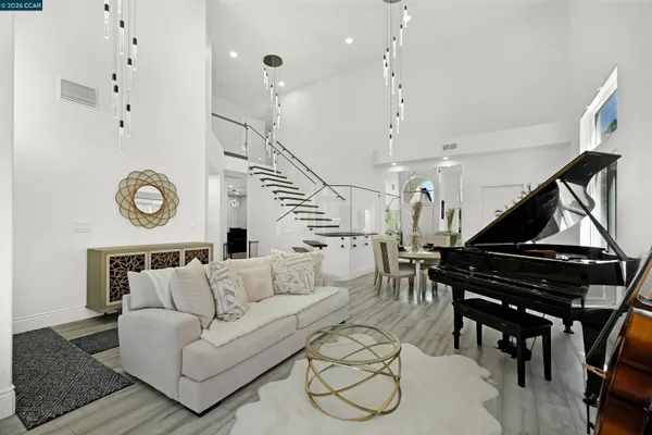 $849,888 | 621 Black Oak Way, Antioch, CA 94509