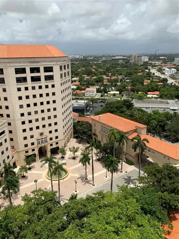 $3,500 | Puerta de Palmas, Coral Gables, FL 33134