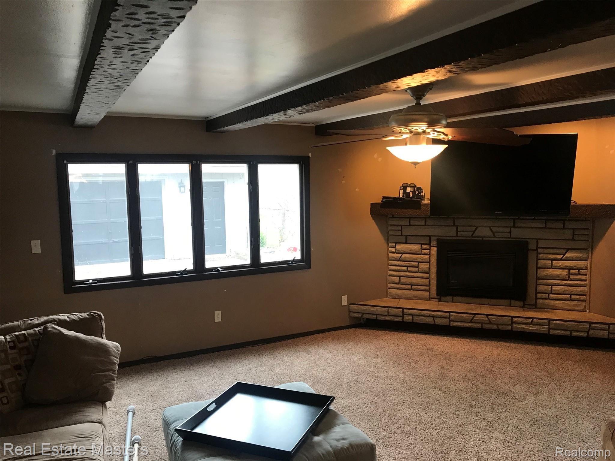 21 Rural Street Port Huron, MI 48060 - Photo 11 of 20 r8.jpg