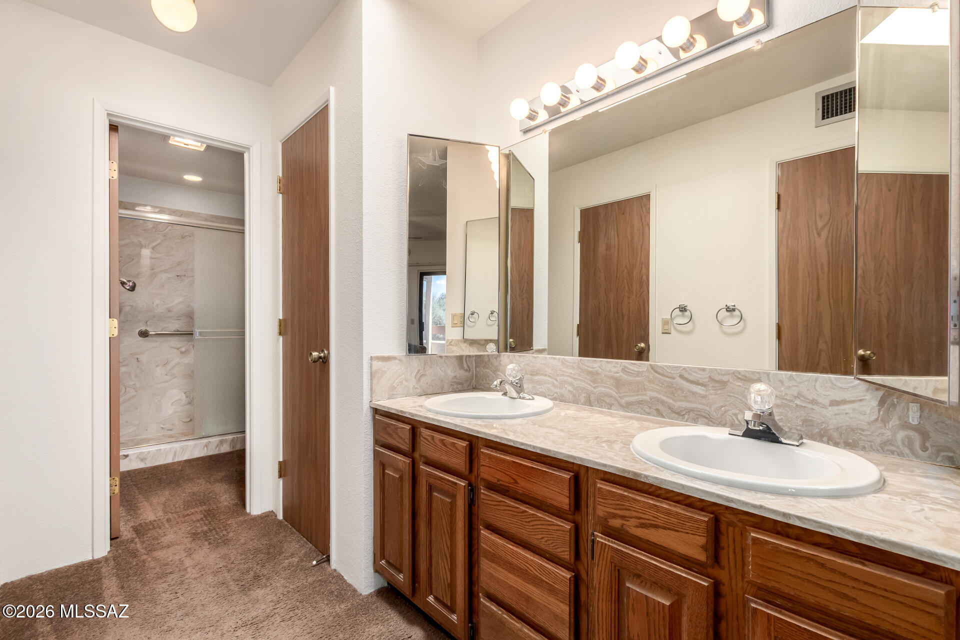 1949 North Swan Road, Unit 12 Tucson, AZ 85712 - Photo 17 of 30 Gallery Image 17