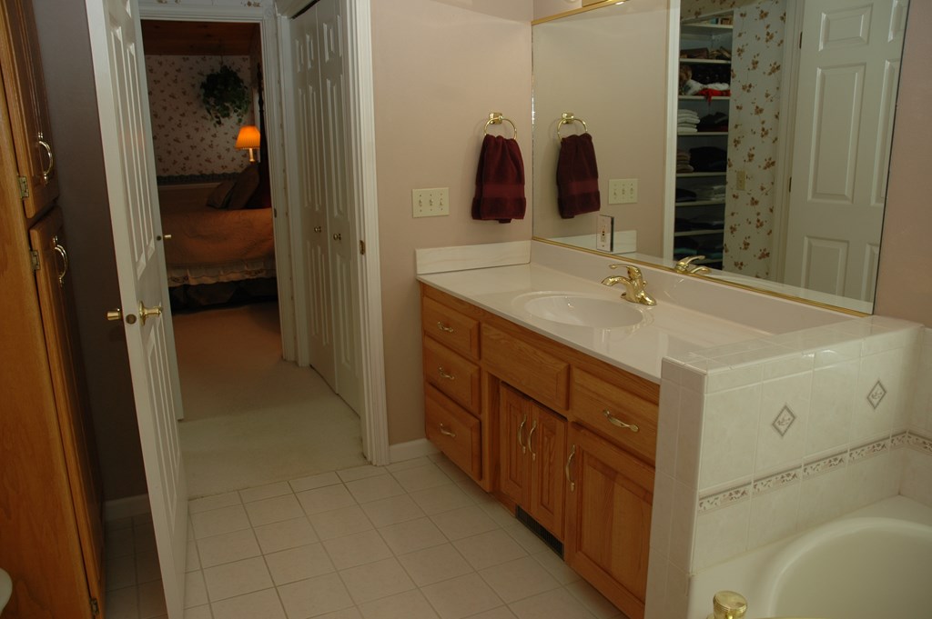 6067 Dunn Road Sturgeon Bay, WI 54235 - Photo 18 of 41 Gallery Image 18