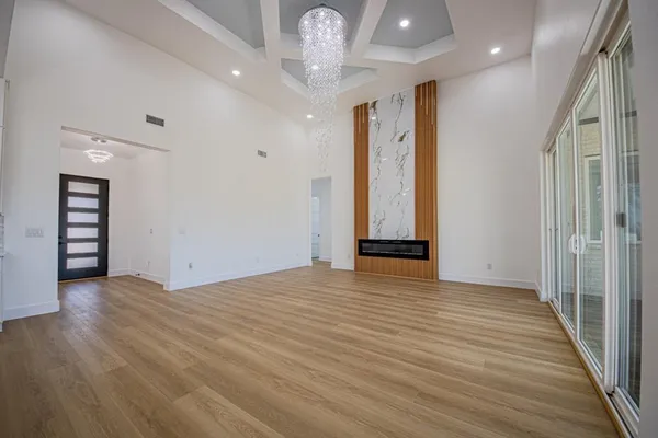 $543,950 | 1001 Henry Way, Springtown, TX 76082