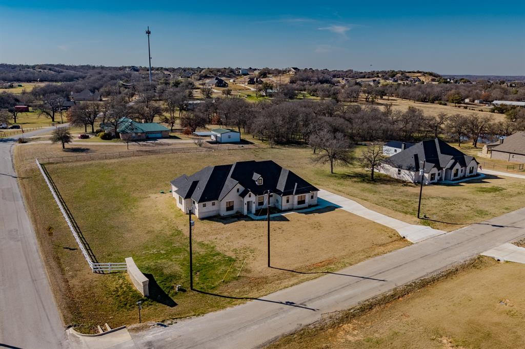 1001 Henry Way Springtown, TX 76082 - Photo 35 of 36 Lovely - Absolutely Lovely