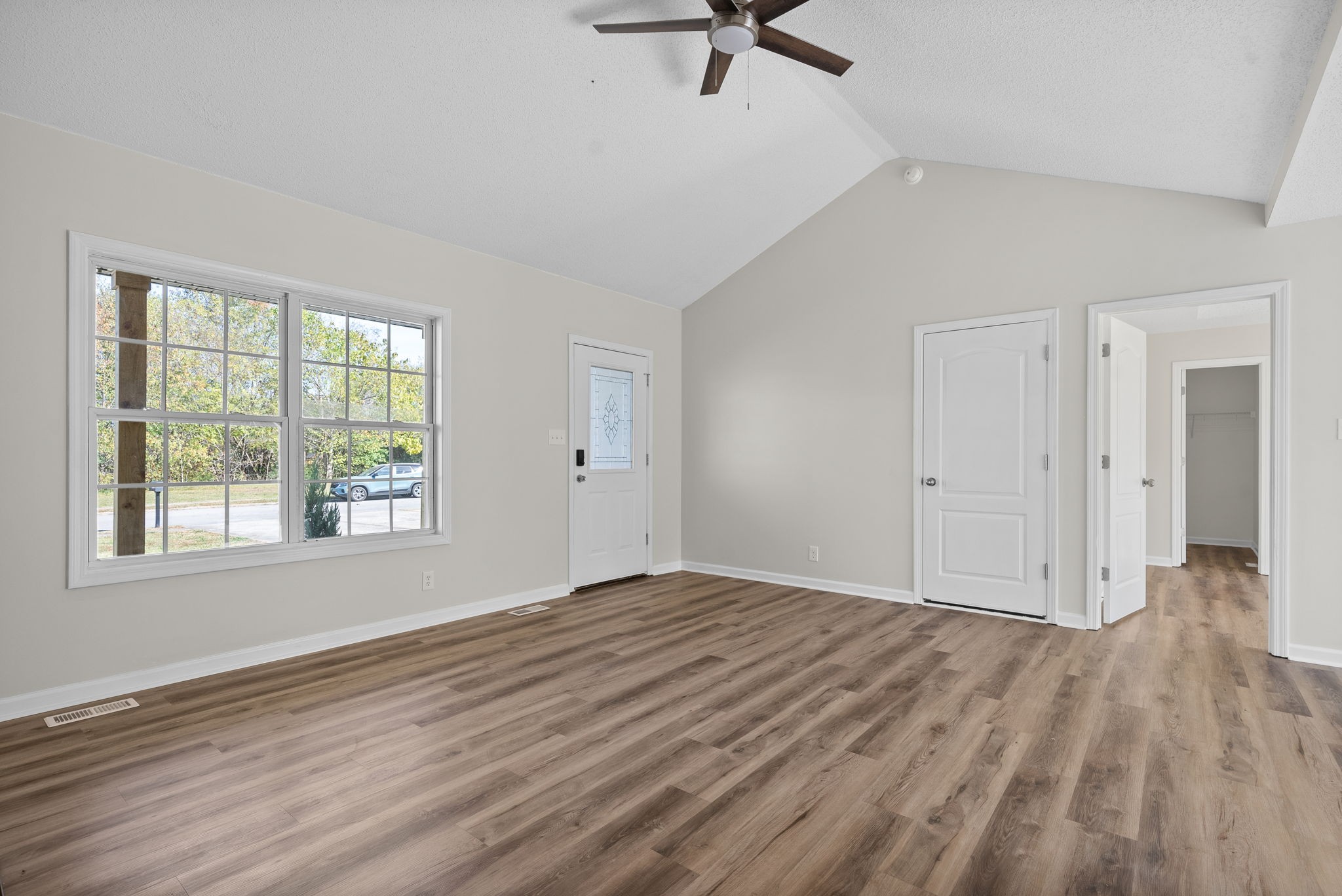 304 Fortway Road Clarksville, TN 37042 - Photo 8 of 30 Gallery Image 8