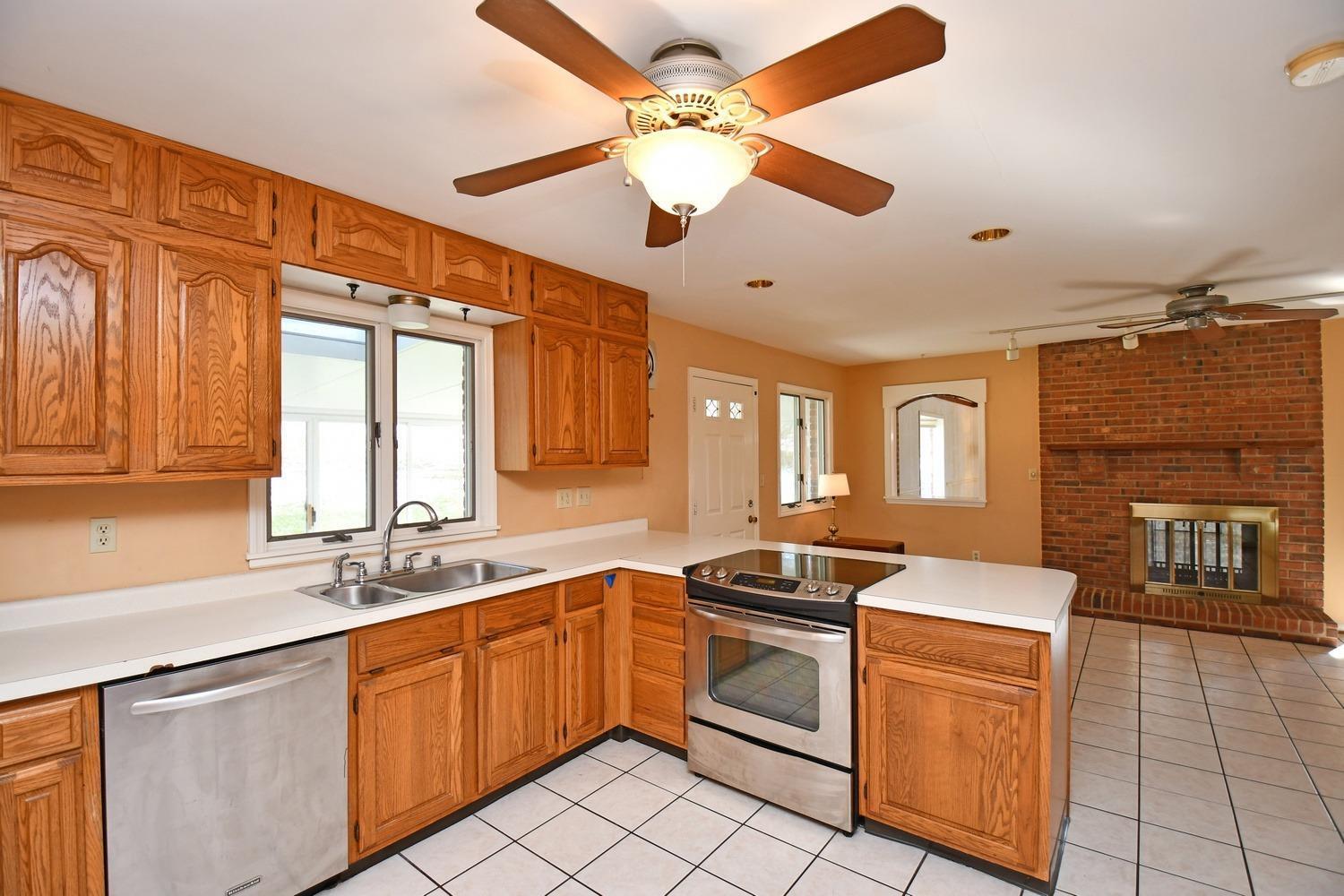 7786 Hosbrook Road Madeira, OH 45243 - Photo 10 of 45 Gallery Image 10