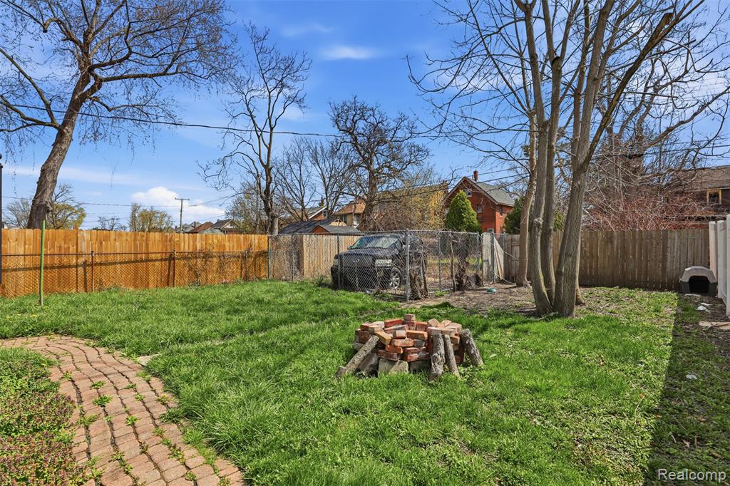 839 Webb Street Detroit, MI 48202 - Photo 39 of 42
