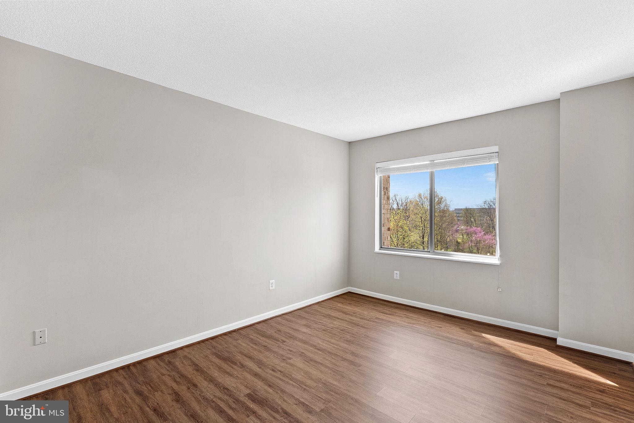 19375 Cypress Ridge Terrace, Unit 322 Leesburg, VA 20176 - Photo 15 of 52