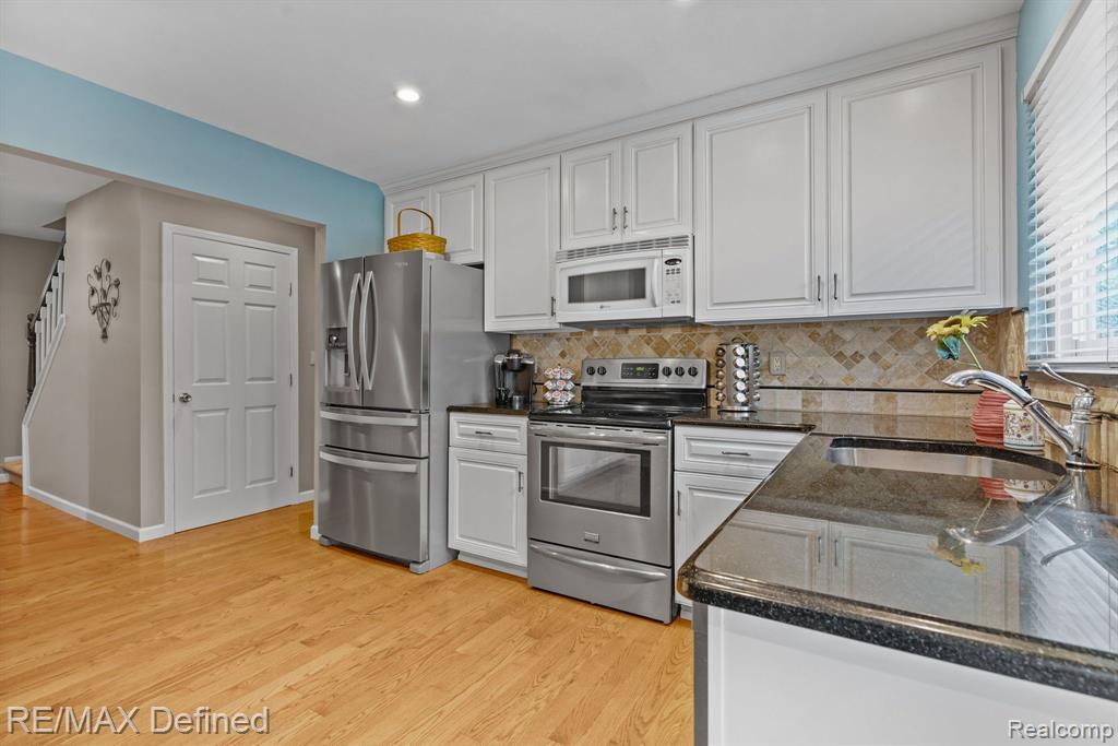 1982 Brookfield Road Rochester Hills, MI 48306 - Photo 18 of 43