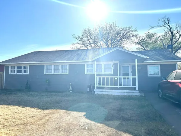$139,500 | 1305 Smythe Street, Plainview, TX 79072