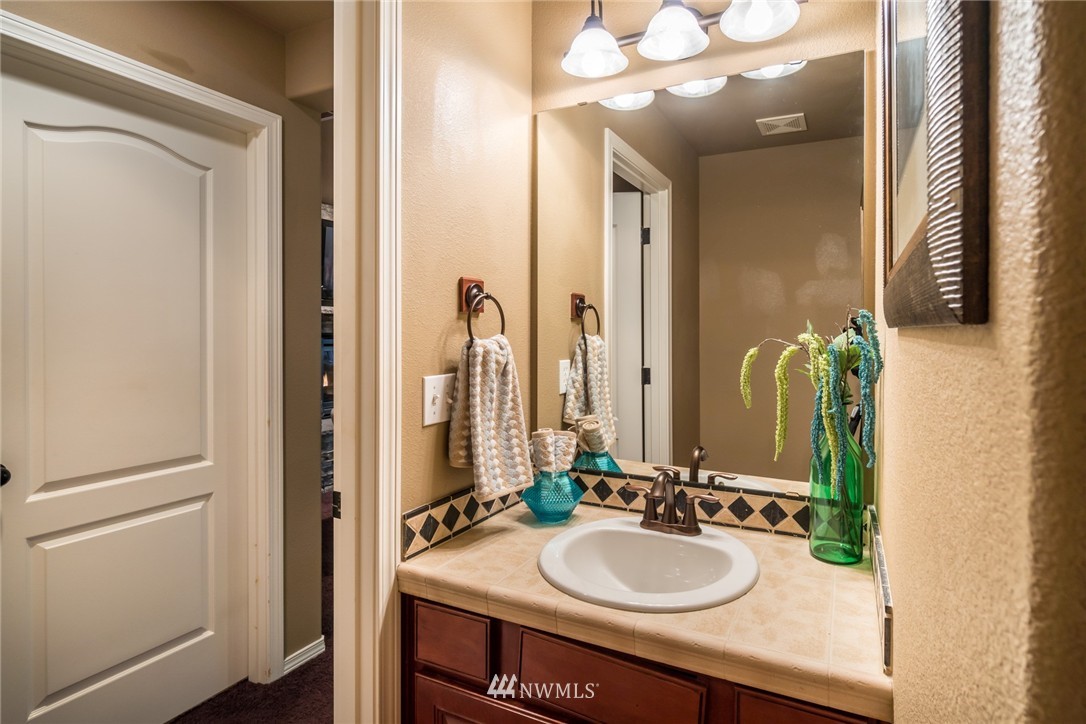 19702 2nd Place West Bothell, WA 98012 - Photo 11 of 22