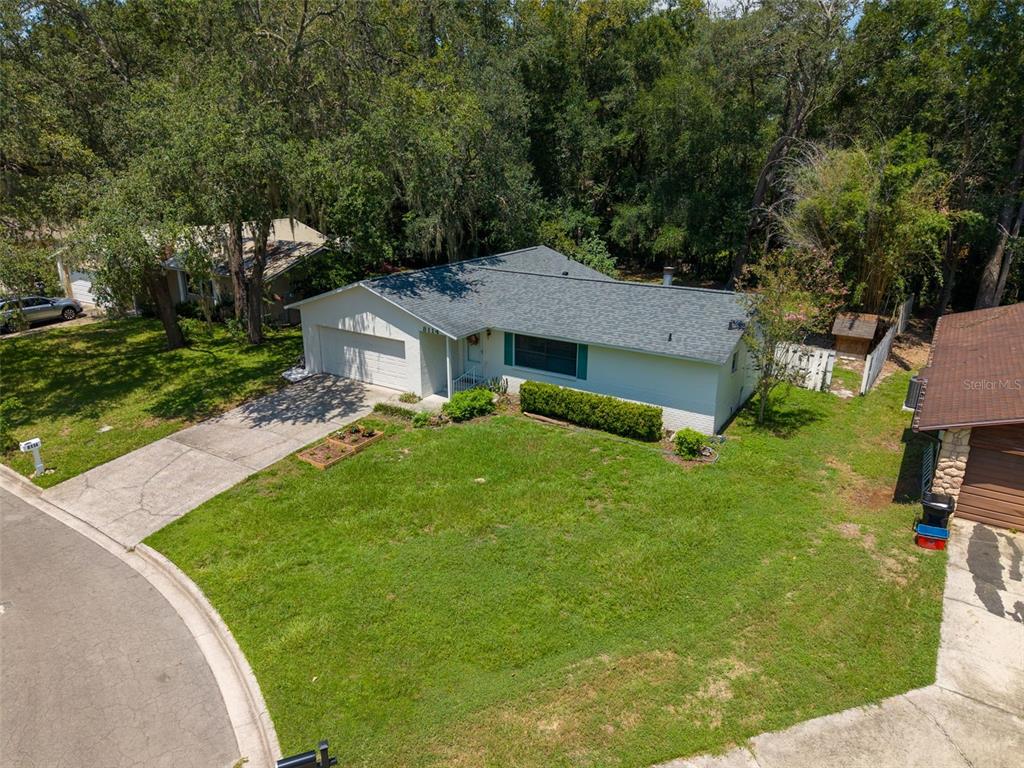 8114 Southwest 12th Place Gainesville, FL 32607 - Photo 10 of 45 Gallery Image 10