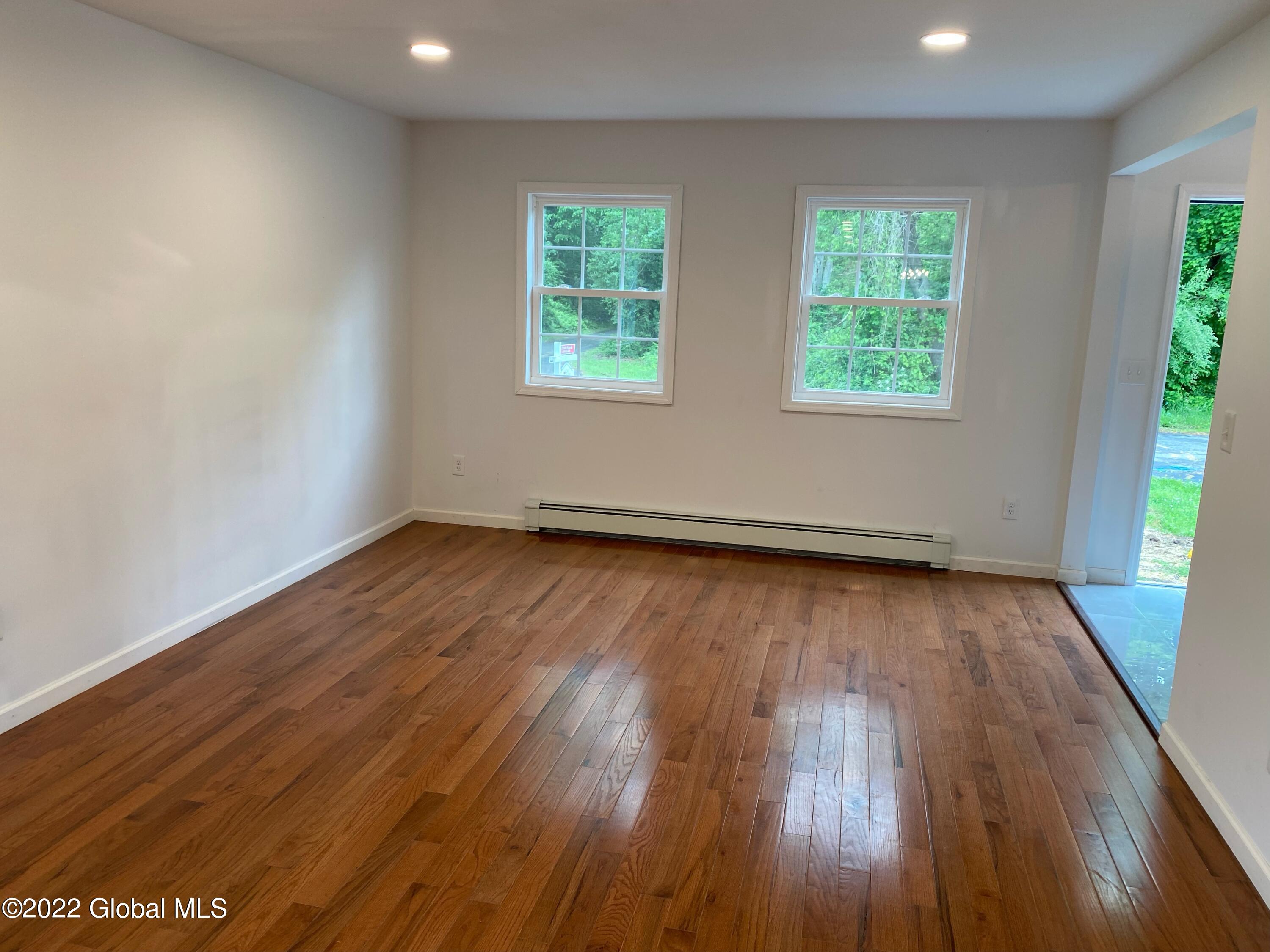 6088 Klink Road Albany, NY 12203 - Photo 5 of 24 67580650338__3BE3630A-D633-4DB1-A2A4-22C