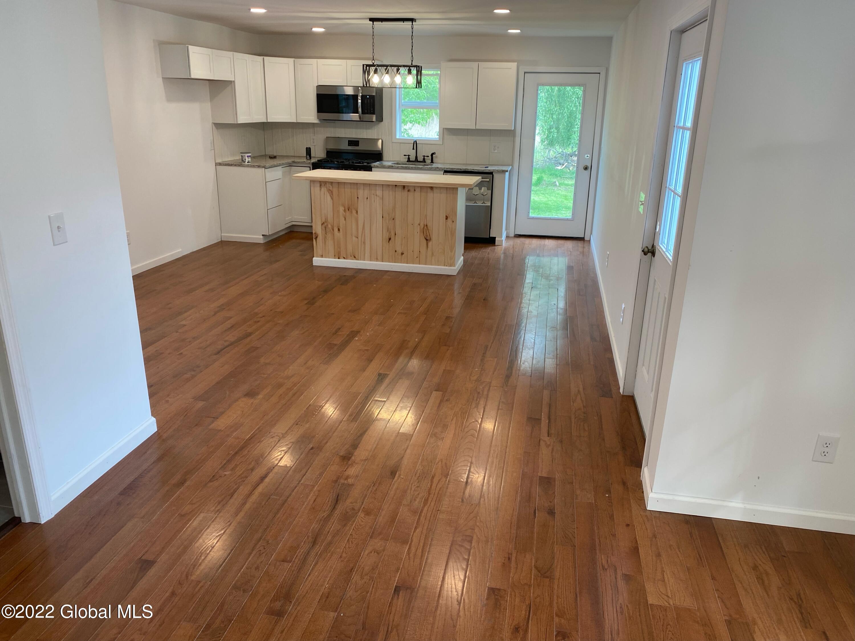 6088 Klink Road Albany, NY 12203 - Photo 9 of 24 67477438165__39E4F34B-A2B6-4573-82D2-75A