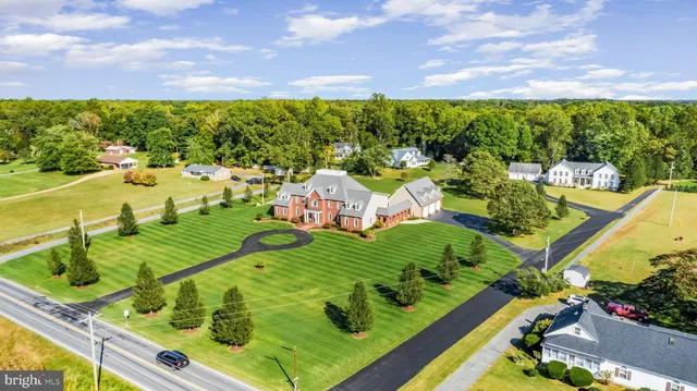 $1,900,000 | 13550 Bill Lyon Place, Hughesville, MD 20637