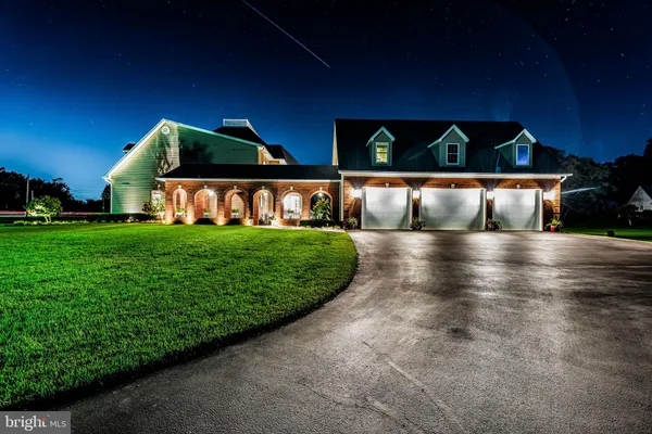 $1,900,000 | 13550 Bill Lyon Place, Hughesville, MD 20637