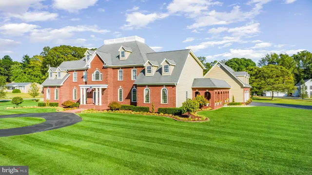 $1,900,000 | 13550 Bill Lyon Place, Hughesville, MD 20637