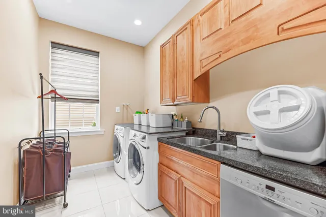 $1,900,000 | 13550 Bill Lyon Place, Hughesville, MD 20637