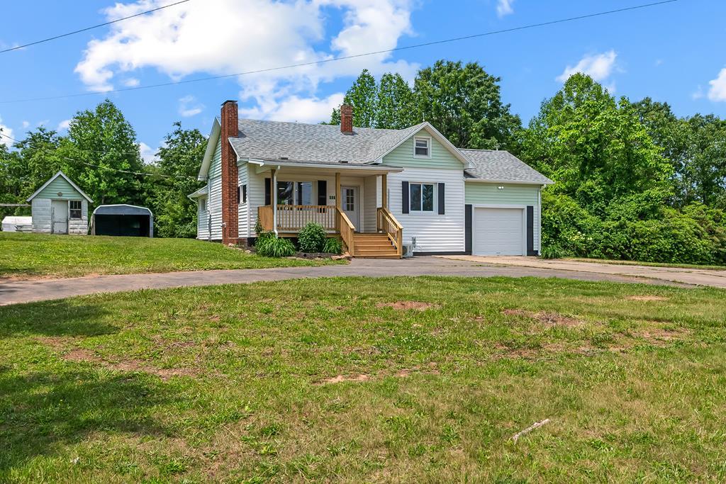 1206 Cardinal Road Galax, VA 24333 - Photo 3 of 56 Gallery Image 3