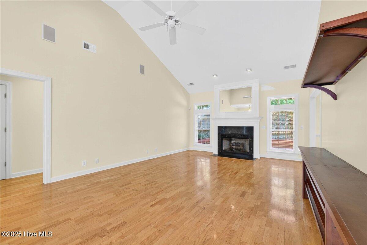 8985 Woodbine Road Southwest Sunset Beach, NC 28468 - Photo 15 of 65 Living area