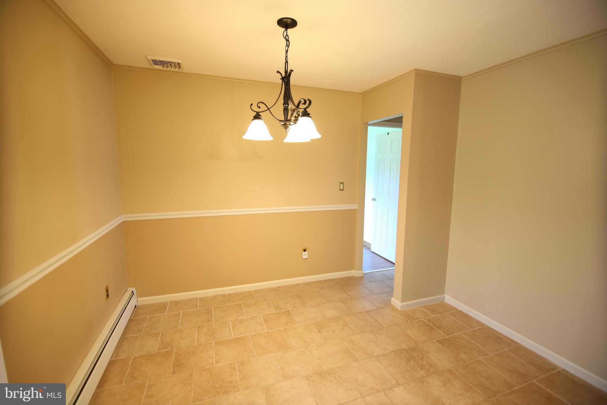 23 Vineyard Road Levittown, PA 19057 - Photo 19 of 30 Dining Area
